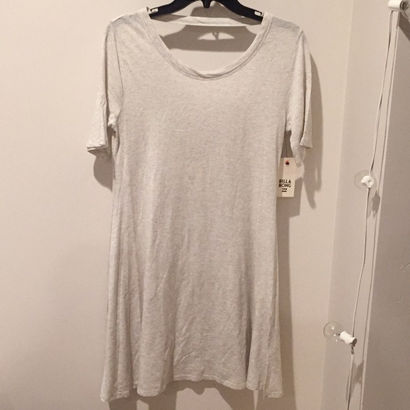 Billabong Dresses & Skirts - Billabong dress NEW & in great condition!